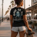 MOVE OR DIE - Camiseta Regular Fit Unisex